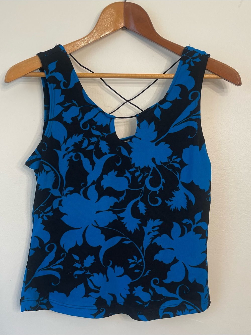 Y2K Fashion Bug Strappy damask floral stretchy going out tank size L